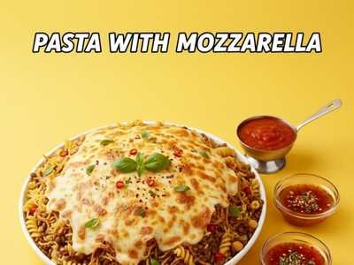 صورة مكرونة بالموزاريلا